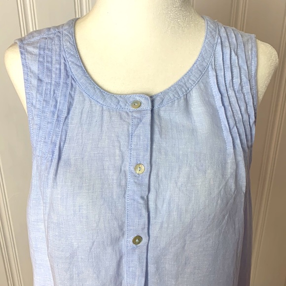 Like new HALSTON baby blue linen sleeveless shirt - Picture 5 of 7